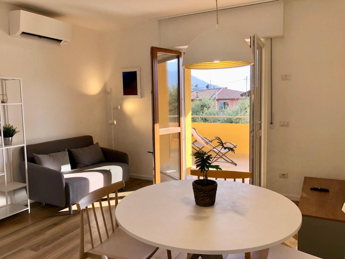 Lake View Sottodossi Apartment Malcesine Exteriör bild